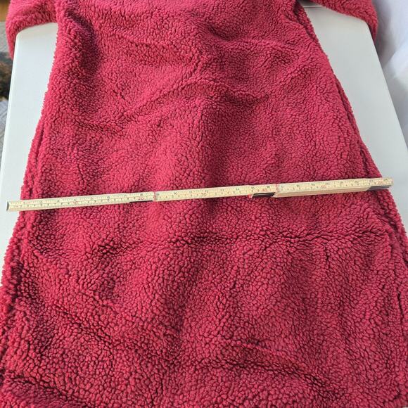 NEW Eilly Bazar Teddy Coat Women's M Burgundy Fuzzy Fleece Button NWOT - Picture 16 of 16